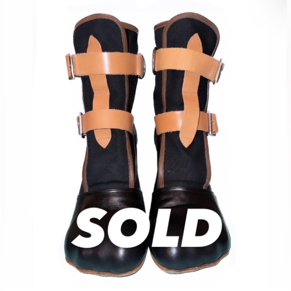 Vivienne, Westwood bondage boot